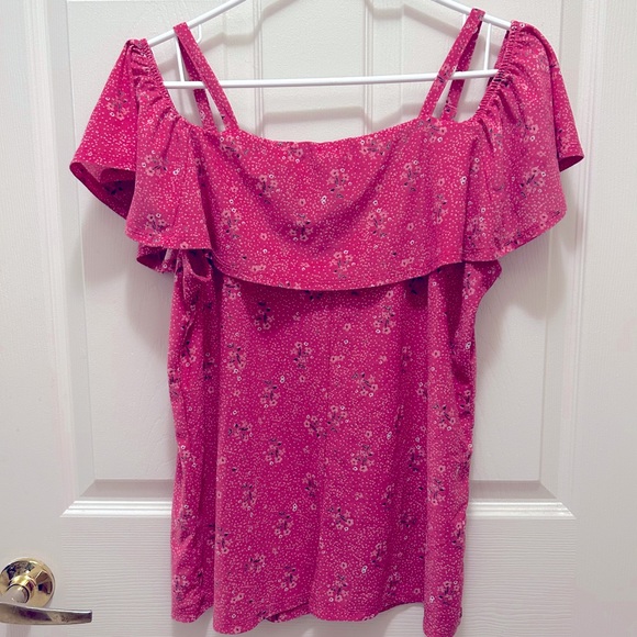 Cold shoulder summer blouse - Picture 1 of 3